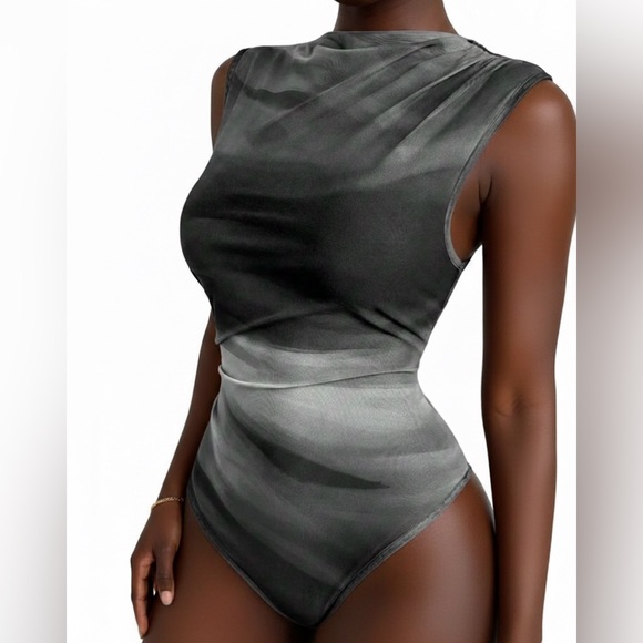 Tops - Moody Dreams Abstract Bodysuit🤍